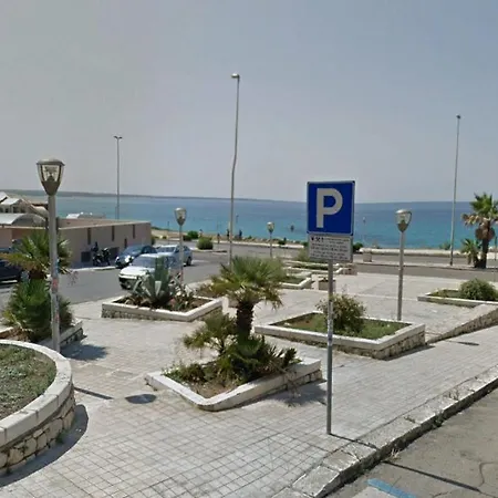 Trilocale Il Mare Dei Monaci Apartman *