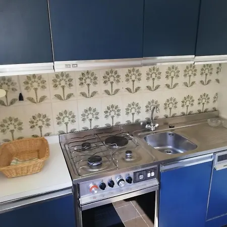 Trilocale Il Mare Dei Monaci Apartman *